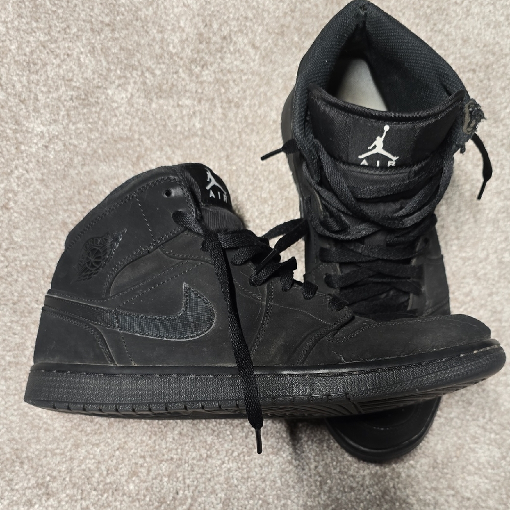 Nike Black High-Top Sneakers